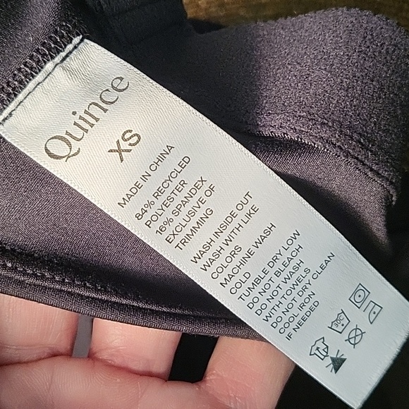 Quince Sports top/Bra Black or Navy - Picture 4 of 9